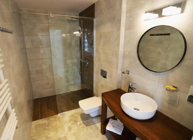 Apartamenty Biala Perla อุสทรอน ภายนอก รูปภาพ