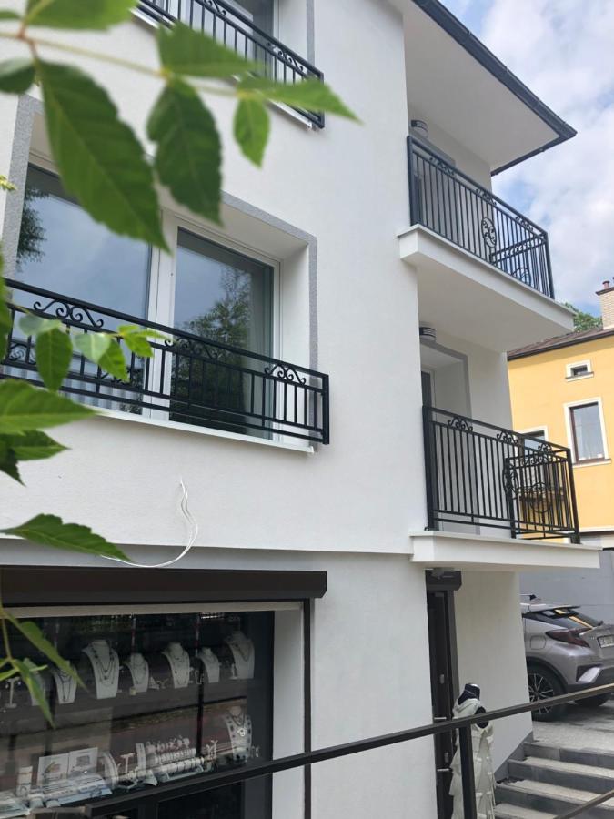 Apartamenty Biala Perla อุสทรอน ภายนอก รูปภาพ