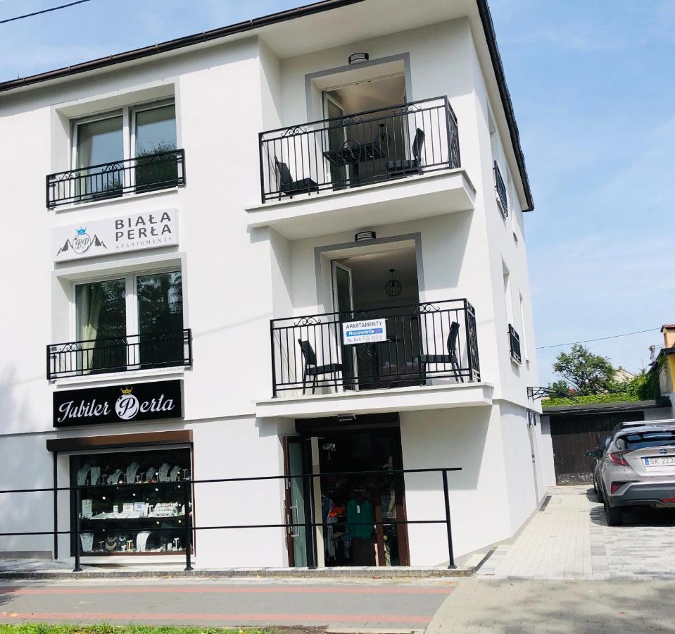 Apartamenty Biala Perla อุสทรอน ภายนอก รูปภาพ