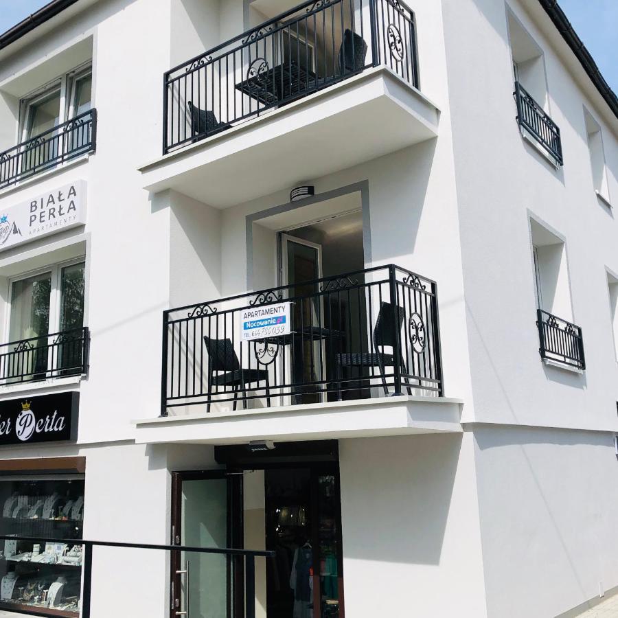 Apartamenty Biala Perla อุสทรอน ภายนอก รูปภาพ