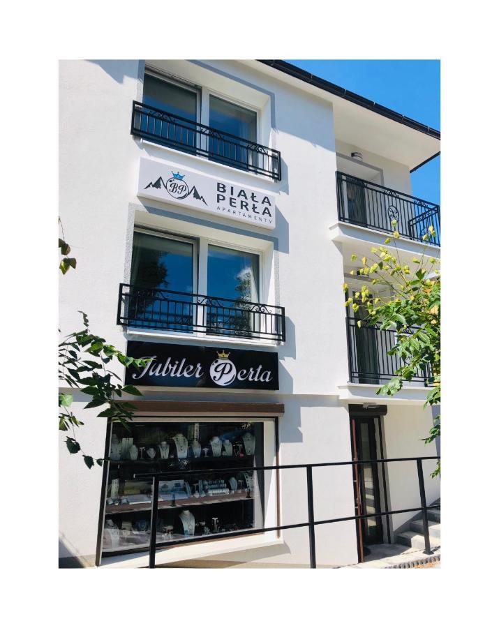 Apartamenty Biala Perla อุสทรอน ภายนอก รูปภาพ