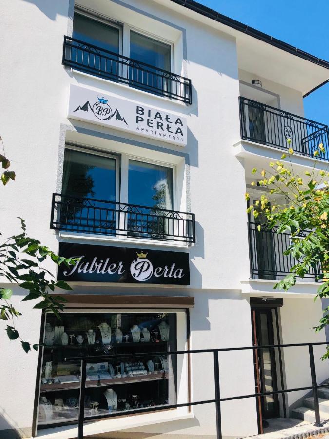 Apartamenty Biala Perla อุสทรอน ภายนอก รูปภาพ
