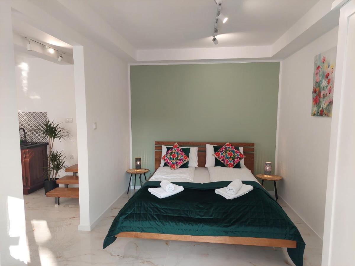 Apartamenty Biala Perla อุสทรอน ภายนอก รูปภาพ