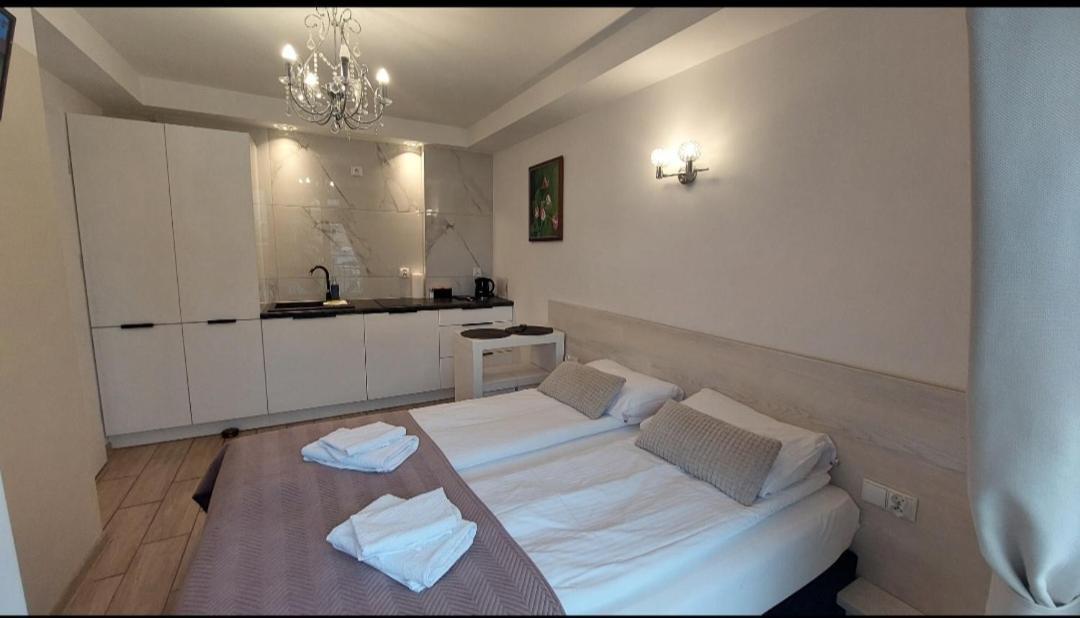 Apartamenty Biala Perla อุสทรอน ภายนอก รูปภาพ