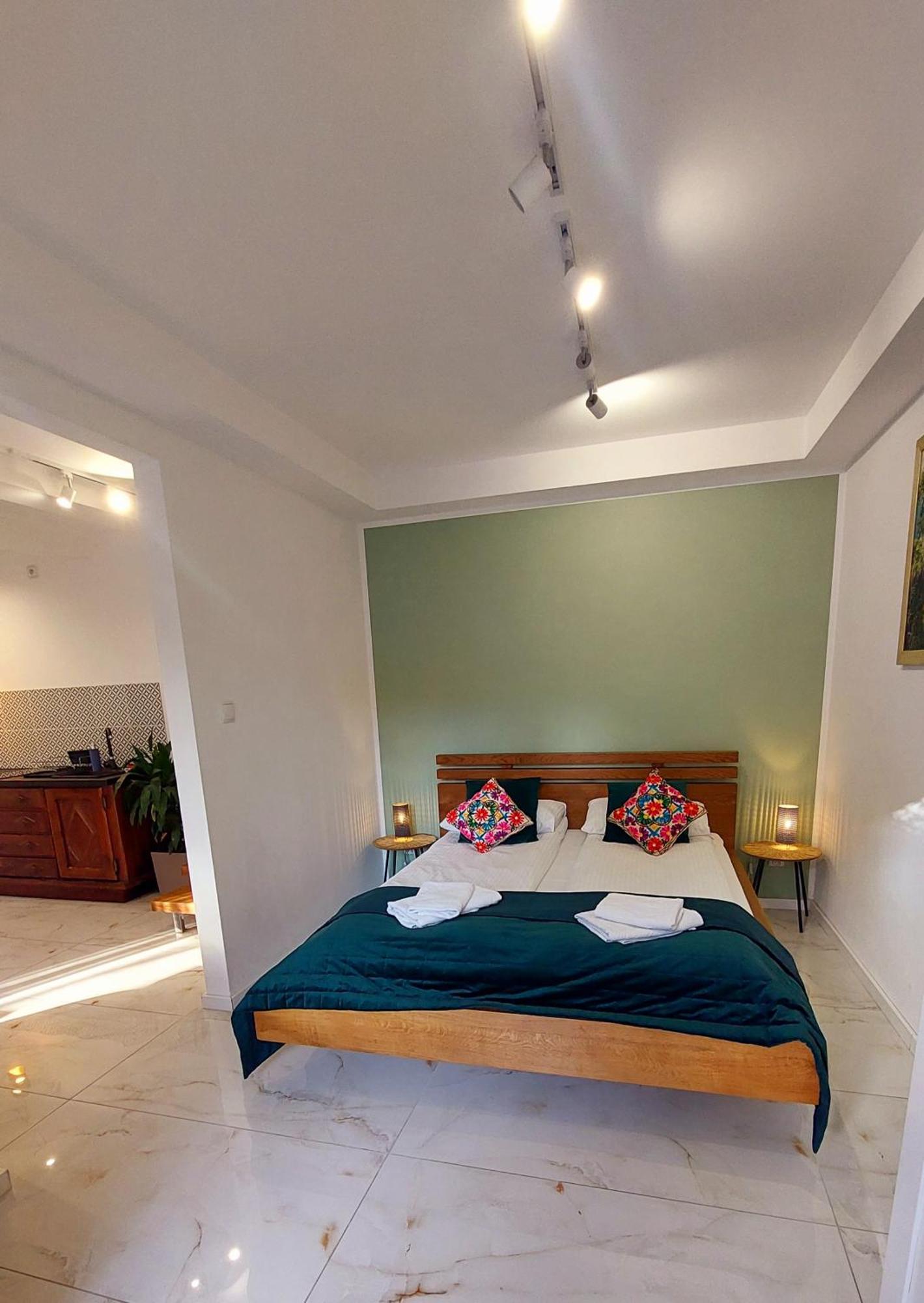 Apartamenty Biala Perla อุสทรอน ภายนอก รูปภาพ