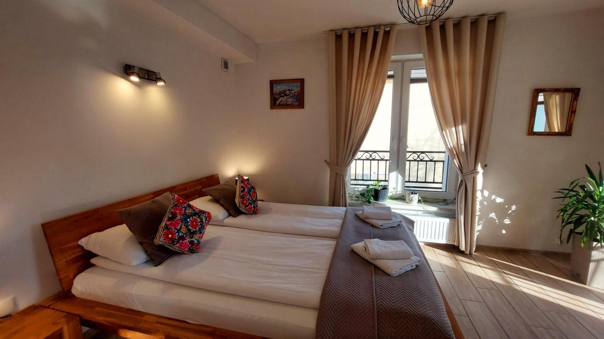 Apartamenty Biala Perla อุสทรอน ภายนอก รูปภาพ