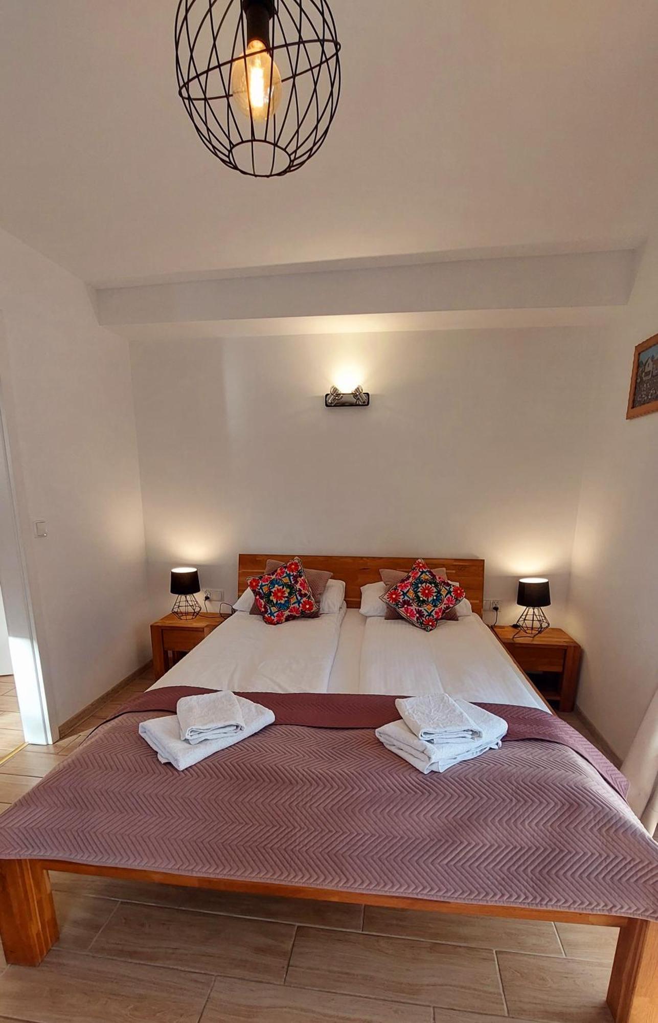 Apartamenty Biala Perla อุสทรอน ภายนอก รูปภาพ